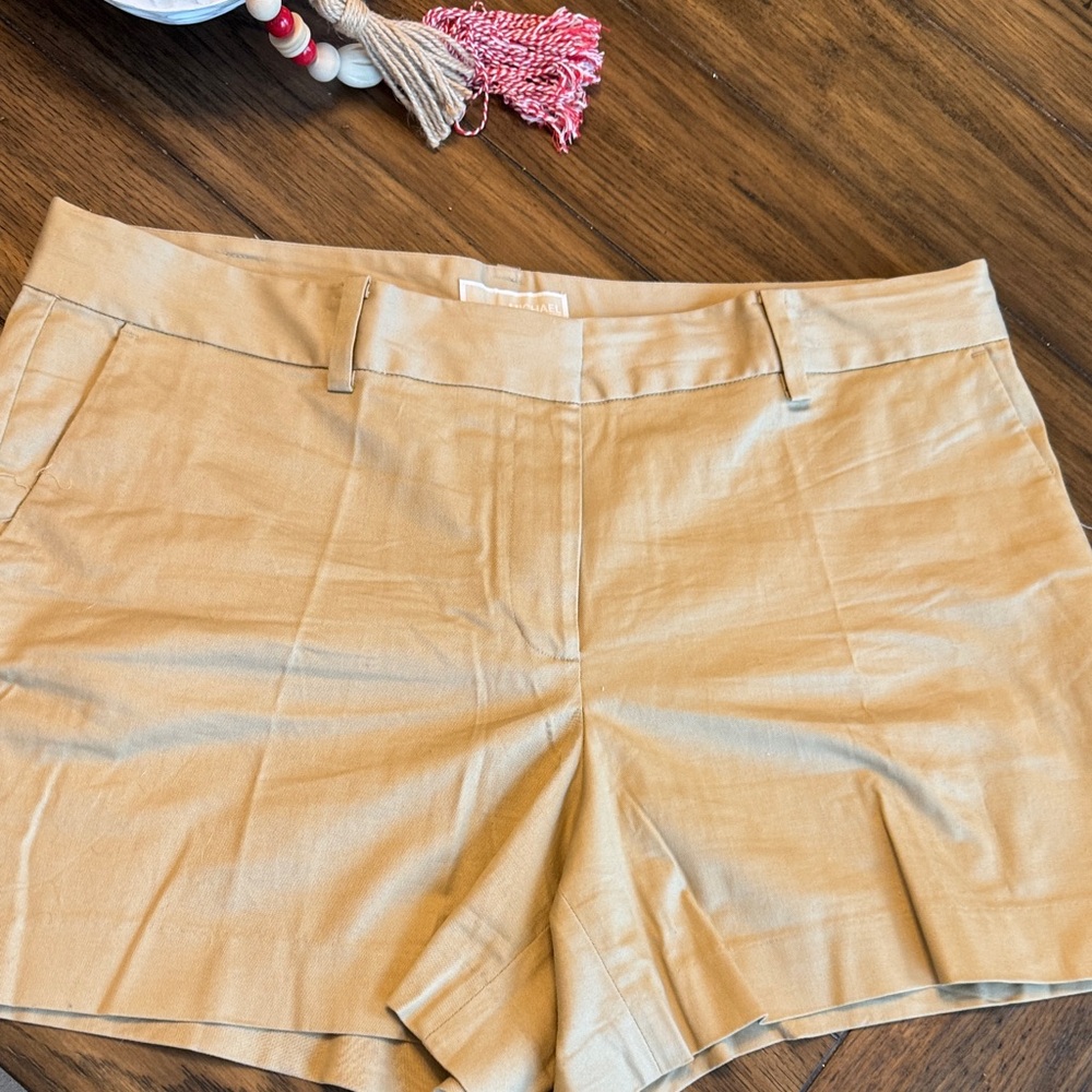 Michael Kors Women’s Tan Shorts